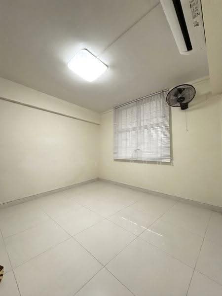 32 Jalan Bukit Ho Swee, 32 Jalan Bukit Ho Swee, Alexandra / Commonwealth, 3 Bedrooms, 570 sqft, HDB Flat For Sale, by Cheryl Phua, 500253630 - Room 2 - PropertyGuru.com.sg
