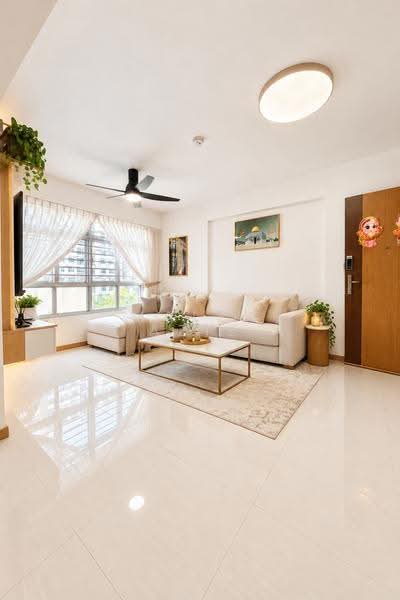 229B Sumang Lane, 229B Sumang Lane, Hougang / Punggol / Sengkang, 3 Bedrooms, 1,001 sqft, HDB Flat For Sale, by Malek Aziz, 500253639 - Living Room - PropertyGuru.com.sg