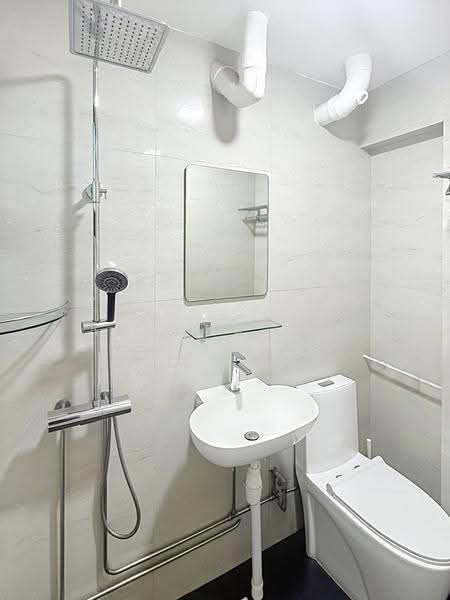 242 Yishun Ring Road, 242 Yishun Ring Road, Sembawang / Yishun, 3 Bedrooms, 1,001 sqft, HDB Flat For Sale, by Amanda Tan, 500253658 - Bathroom - PropertyGuru.com.sg