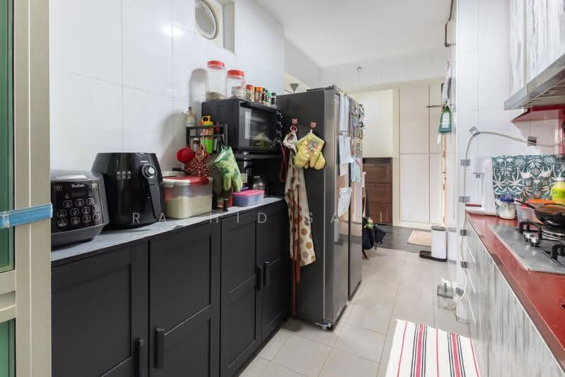 468B Fernvale Link, 468B Fernvale Link, Seletar / Yio Chu Kang, 3 Bedrooms, 1,001 sqft, HDB Flat For Sale, by Rashid Salim, 500253660 - Kitchen - PropertyGuru.com.sg