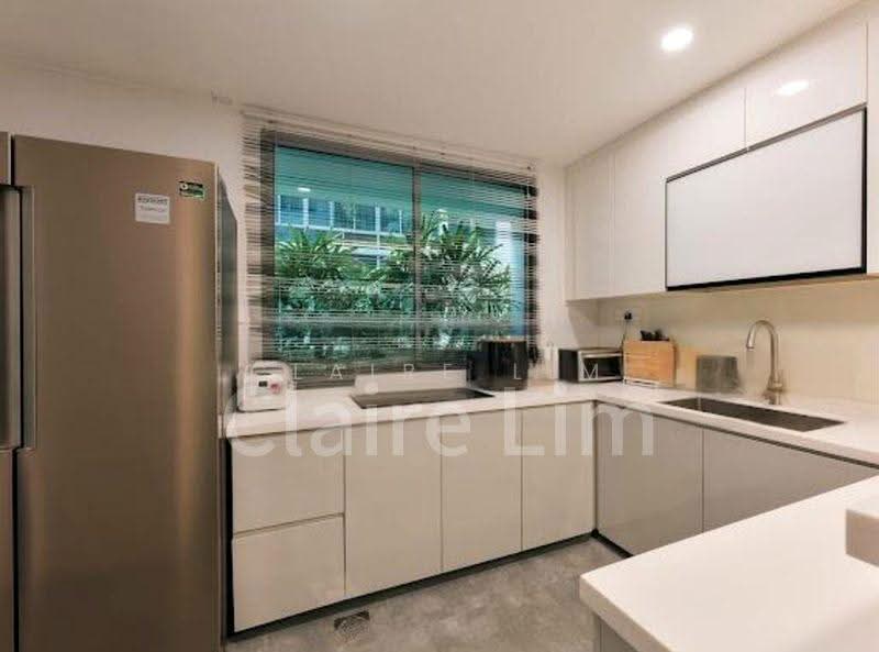 Waterford Residence, 23 Kim Yam Road, Orchard / River Valley, 3 Bedrooms, 1,453 sqft, Condominium For Rent, by Claire Lim, 500253664 - Kitchen - PropertyGuru.com.sg