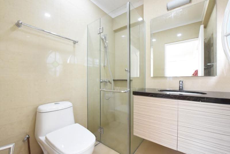 Gentle Villas, 71 Gentle Drive, Newton / Novena, 5 Bedrooms, 7,382 sqft, Semi-Detached House For Rent, by Andrew Yew, 500253665 - Bathroom - PropertyGuru.com.sg