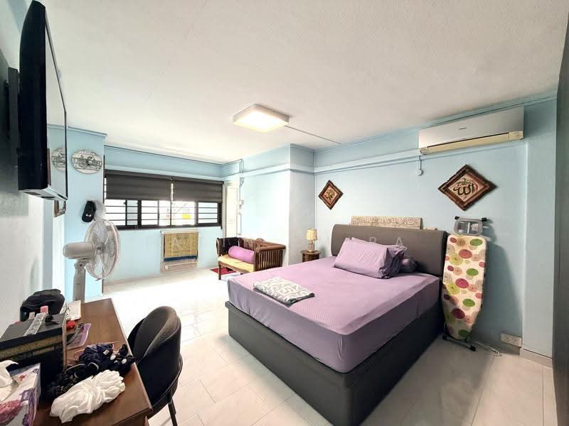 403 Pandan Gardens, 403 Pandan Gardens, Boon Lay / Jurong / Tuas, 3 Bedrooms, 1,227 sqft, HDB Flat For Sale, by Fatin Amira, 500253667 - Bedroom - PropertyGuru.com.sg