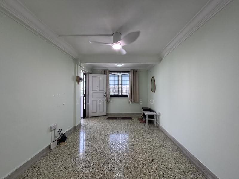 20 Chai Chee Road, 20 Chai Chee Road, Bedok / Upper East Coast, 2 Bedrooms, 807 sqft, HDB Flat For Sale, by Lucy Yeo, 500253677 - Living Room - PropertyGuru.com.sg