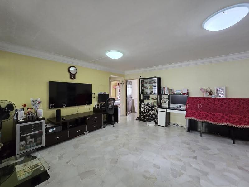 176 Lompang Road, 176 Lompang Road, Dairy Farm / Bukit Panjang / Choa Chu Kang, 3 Bedrooms, 1,087 sqft, HDB Flat For Sale, by Norjahan Majeed, 500253696 - Hall - PropertyGuru.com.sg
