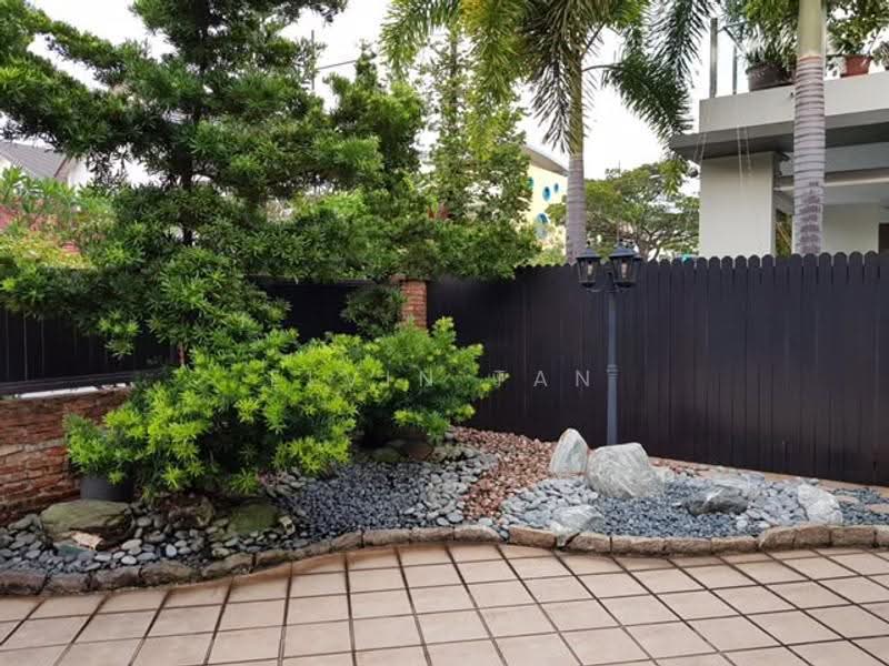 Opera Estate, Jalan Bangsawan, East Coast / Marine Parade, Room Rental, 250 sqft, Terraced House For Rent, by Elvin Tan, 500253703 - Garden - PropertyGuru.com.sg