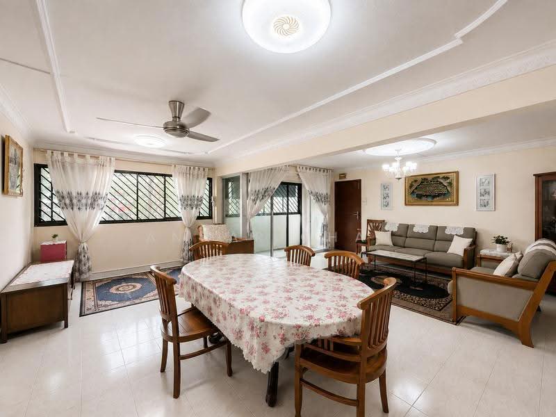 786 Yishun Ring Road, 786 Yishun Ring Road, Sembawang / Yishun, 3 Bedrooms, 1,302 sqft, HDB Flat For Sale, by Anwar Chan, 500253707 - Living Room - PropertyGuru.com.sg