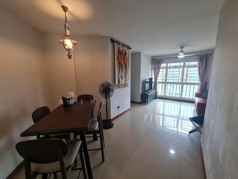 847 Woodlands Street 82, 847 Woodlands Street 82, Admiralty / Woodlands, 3 Bedrooms, 1,001 sqft, HDB Flat For Rent, by Brendan Tan, 500253712 - Living Room - PropertyGuru.com.sg