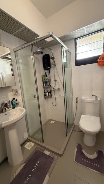 467C Bukit Batok West Avenue 9, 467C Bukit Batok West Avenue 9, Dairy Farm / Bukit Panjang / Choa Chu Kang, 1 Bedroom, 506 sqft, HDB Flat For Rent, by Juliana Poh, 500253713 - Bathroom - PropertyGuru.com.sg