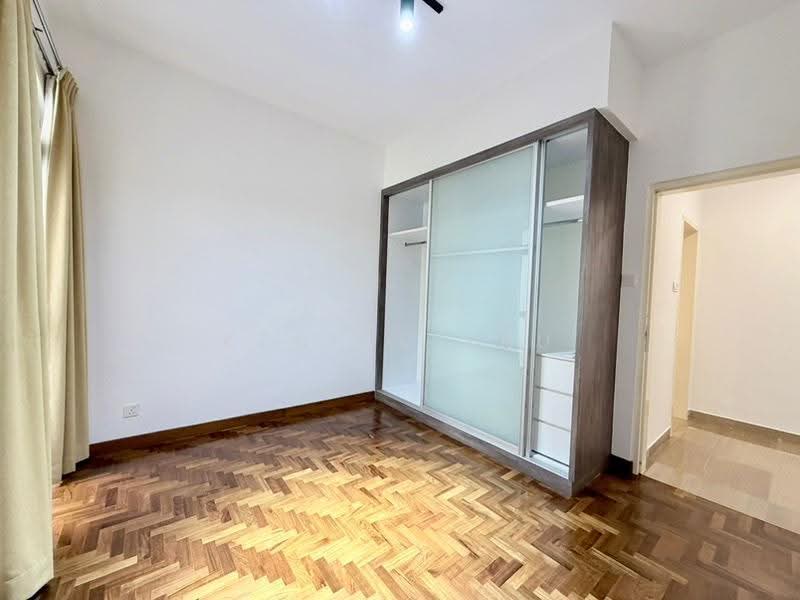 Tanglin Park, 3C Ridley Park, Tanglin / Holland / Bukit Timah, 3 Bedrooms, 1,679 sqft, Condominium For Sale, by Kennie Yau, 500253720 - PropertyGuru.com.sg