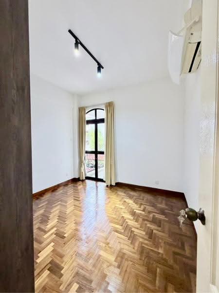 Tanglin Park, 3C Ridley Park, Tanglin / Holland / Bukit Timah, 3 Bedrooms, 1,679 sqft, Condominium For Sale, by Kennie Yau, 500253720 - PropertyGuru.com.sg
