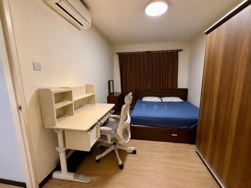 686C Jurong West Central 1, 686C Jurong West Central 1, Boon Lay / Jurong / Tuas, 3 Bedrooms, 1,195 sqft, HDB Flat For Sale, by James Tai, 500253732 - Bedroom - PropertyGuru.com.sg