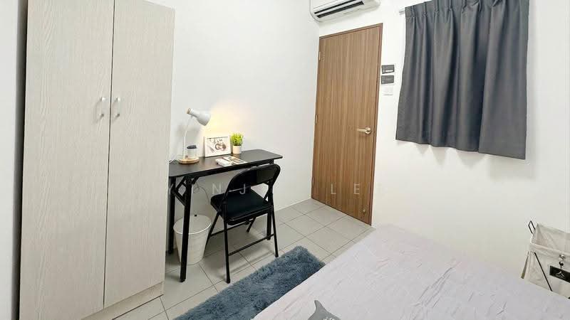 Queens, 10 Stirling Road, Alexandra / Commonwealth, Room Rental, 80 sqft, Condominium For Rent, by Yinjie Lee, 500253737 - Bedroom - PropertyGuru.com.sg