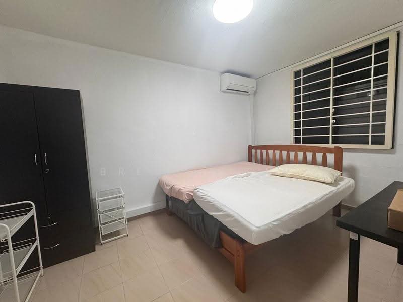 166 Stirling Road, 166 Stirling Road, Alexandra / Commonwealth, 2 Bedrooms, 731 sqft, HDB Flat For Rent, by Brendan Tan, 500253738 - Bedroom - PropertyGuru.com.sg