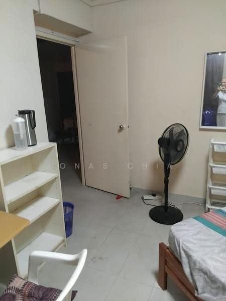 738 Jurong West Street 75, 738 Jurong West Street 75, Boon Lay / Jurong / Tuas, Room Rental, 100 sqft, HDB Flat For Rent, by Jonas Chia, 500253750 - Bedroom - PropertyGuru.com.sg
