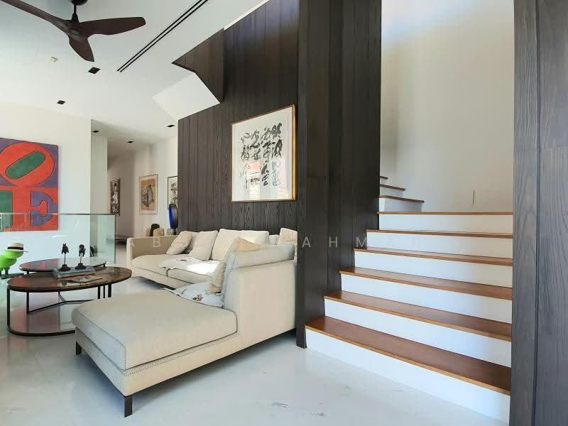 2.5 STY SEMI-D @ KATONG, MOUNTBATTEN, BOURNEMOUTH, East Coast / Marine Parade, 5 Bedrooms, 5,460 sqft, Semi-Detached House For Sale, by Abdul Rahman, 500253756 - Living Room - PropertyGuru.com.sg