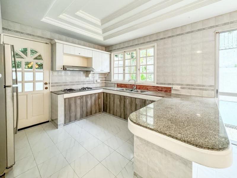 Yarwood Avenue, Yarwood Avenue, Clementi Park / Upper Bukit Timah, 5 Bedrooms, 6,000 sqft, Good Class Bungalow For Rent, by Eve Liew, 500253757 - Kitchen - PropertyGuru.com.sg