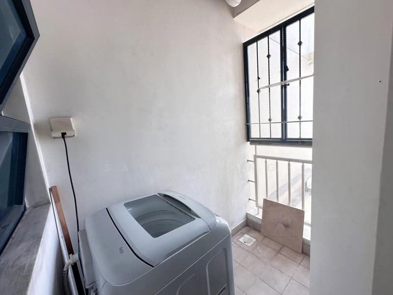 Regent Grove, 50 Choa Chu Kang North 7, Dairy Farm / Bukit Panjang / Choa Chu Kang, 2 Bedrooms, 926 sqft, Condominium For Sale, by Sandy Hong, 500253762 - Balcony - PropertyGuru.com.sg