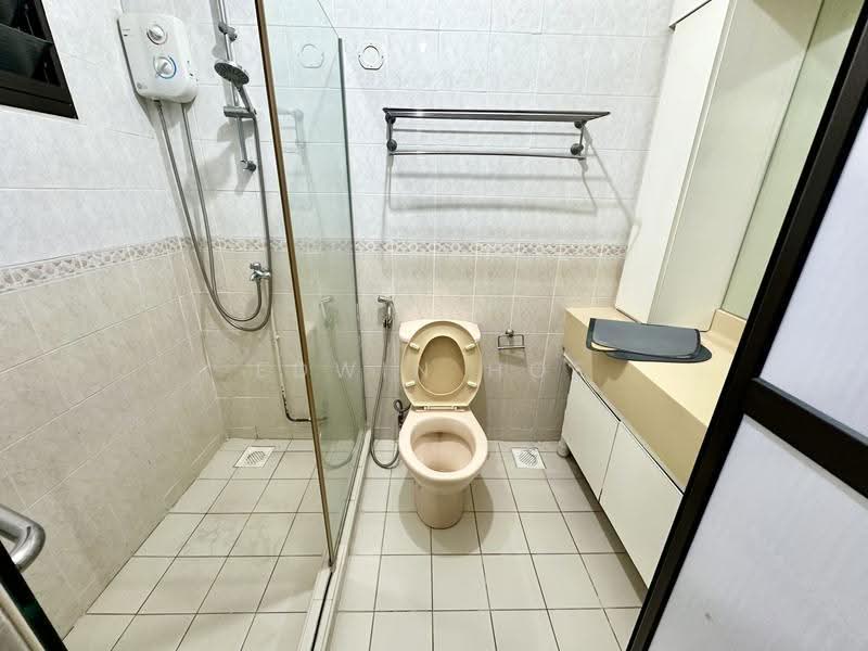 204D Compassvale Drive, 204D Compassvale Drive, Hougang / Punggol / Sengkang, 4 Bedrooms, 1,399 sqft, HDB Flat For Sale, by Edwin Hoe, 500253790 - PropertyGuru.com.sg