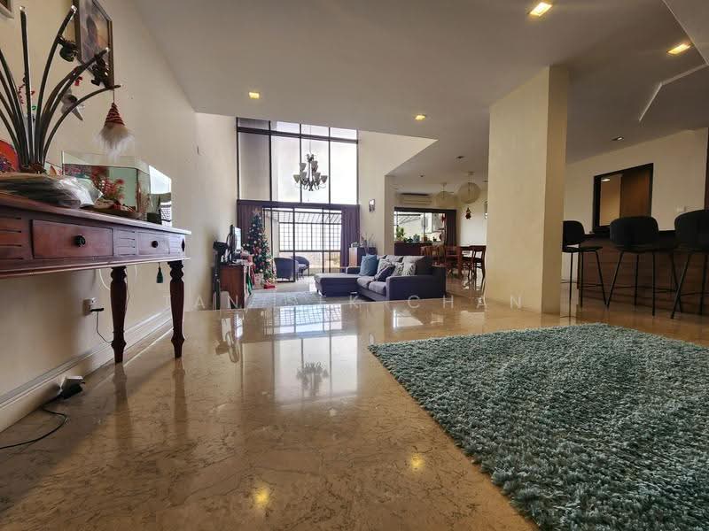 Eastern Lagoon II, 200 Upper East Coast Road, East Coast / Marine Parade, 4 Bedrooms, 3,165 sqft, Condominium For Sale, by Tan Sek Chan, 500253791 - Living Room - PropertyGuru.com.sg