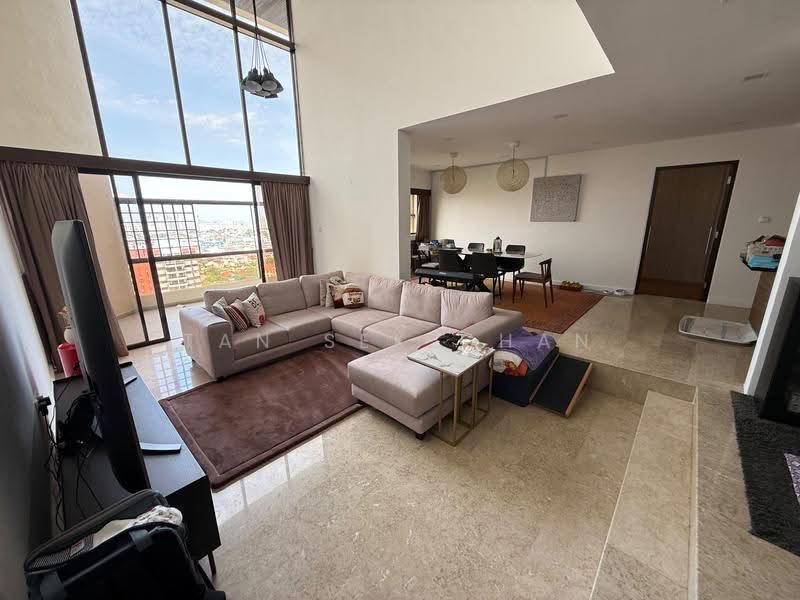 Eastern Lagoon II, 200 Upper East Coast Road, East Coast / Marine Parade, 4 Bedrooms, 3,165 sqft, Condominium For Sale, by Tan Sek Chan, 500253791 - Living Room - PropertyGuru.com.sg