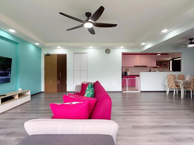 467B Bukit Batok West Avenue 9, 467B Bukit Batok West Avenue 9, Dairy Farm / Bukit Panjang / Choa Chu Kang, 3 Bedrooms, 1,216 sqft, HDB Flat For Sale, by Irfan Ramzi, 500253794 - Living Room - PropertyGuru.com.sg