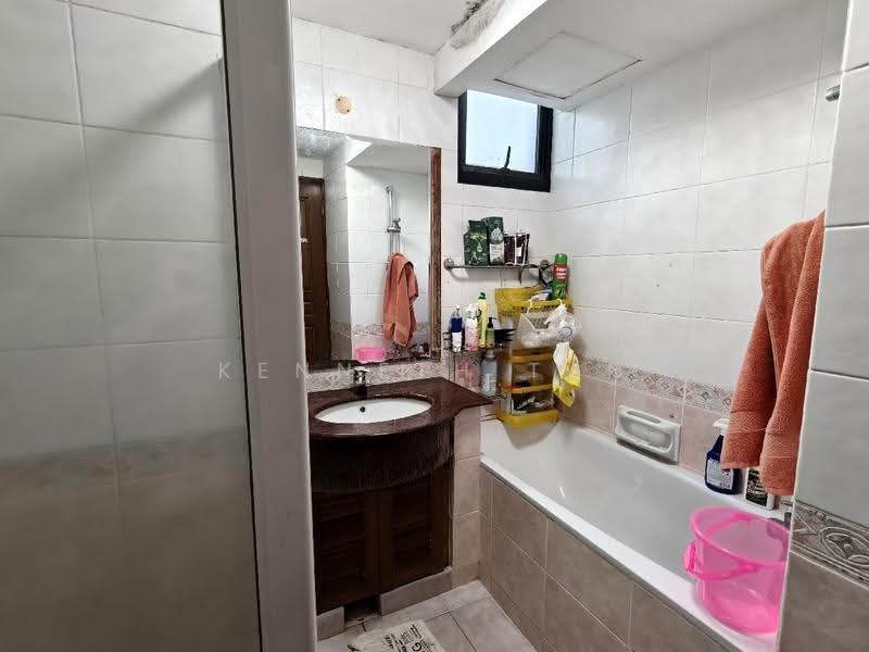 Eastvale, 37 Pasir Ris Drive 3, Pasir Ris / Tampines, 3 Bedrooms, 1,292 sqft, Condominium For Sale, by Kenneth Tan, 500253799 - PropertyGuru.com.sg