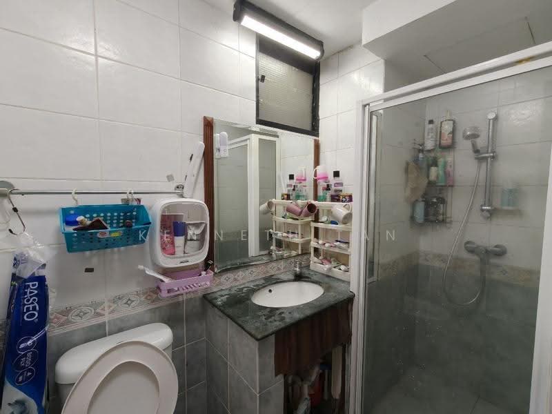 Eastvale, 37 Pasir Ris Drive 3, Pasir Ris / Tampines, 3 Bedrooms, 1,292 sqft, Condominium For Sale, by Kenneth Tan, 500253799 - PropertyGuru.com.sg