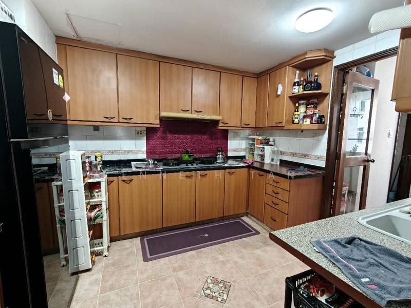 Eastvale, 37 Pasir Ris Drive 3, Pasir Ris / Tampines, 3 Bedrooms, 1,292 sqft, Condominium For Sale, by Kenneth Tan, 500253799 - PropertyGuru.com.sg