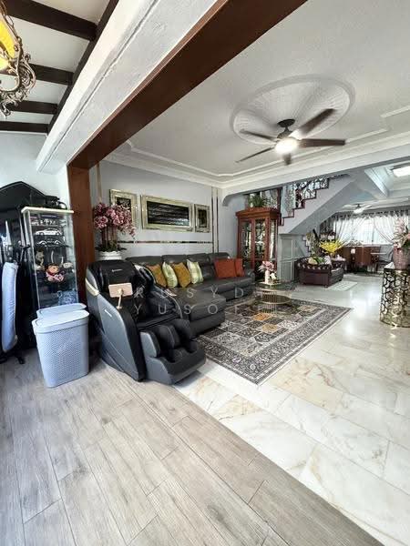 125 Serangoon North Avenue 1, 125 Serangoon North Avenue 1, Hougang / Punggol / Sengkang, 3 Bedrooms, 1,614 sqft, HDB Flat For Sale, by Rusydi Yusoff, 500253803 - Living Room - PropertyGuru.com.sg