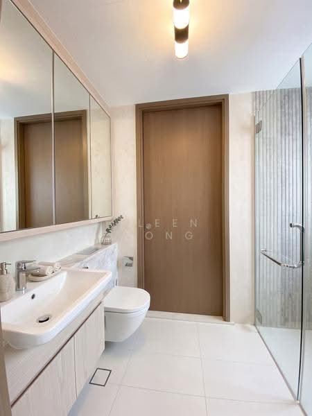 Robinson Suites, 50 Robinson Road, Boat Quay / Raffles Place / Marina, 2 Bedrooms, 603 sqft, Condominium For Sale, by Eileen Leong, 500253807 - Bathroom  (AI as Interior Design Idea) - PropertyGuru.com.sg
