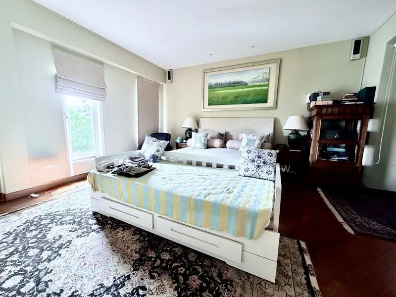 *** NO SPLIT LEVEL!!! WINDY & ELEVATED LAND OF 4200 SQFT!, Macpherson / Potong Pasir, 6 Bedrooms, 5,000 sqft, Semi-Detached House For Sale, by Tiffany Leow, 500253810 - Bedroom - PropertyGuru.com.sg