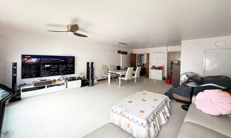 332B Anchorvale Link, 332B Anchorvale Link, Hougang / Punggol / Sengkang, 3 Bedrooms, 1,205 sqft, HDB Flat For Sale, by Elaine Lee, 500253815 - Living Room - PropertyGuru.com.sg
