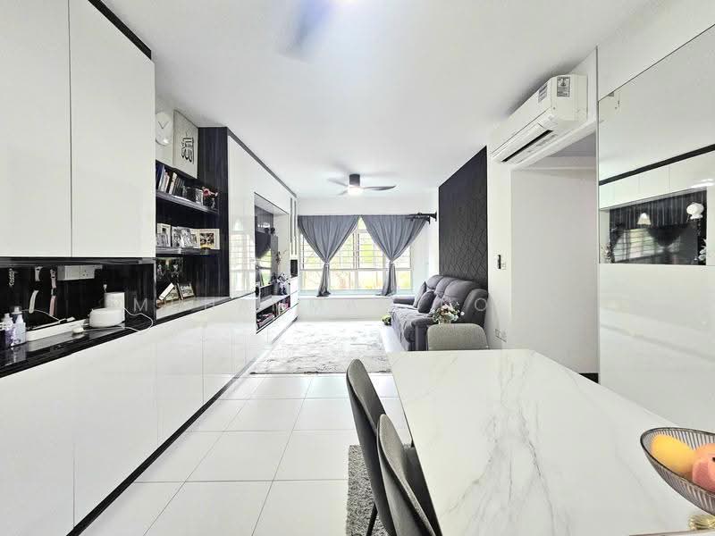 178B Rivervale Crescent, 178B Rivervale Crescent, Hougang / Punggol / Sengkang, 3 Bedrooms, 1,001 sqft, HDB Flat For Sale, by Muhammad Noor Danial, 500253817 - Living Room - PropertyGuru.com.sg