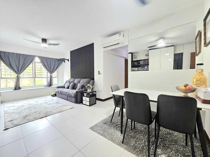178B Rivervale Crescent, 178B Rivervale Crescent, Hougang / Punggol / Sengkang, 3 Bedrooms, 1,001 sqft, HDB Flat For Sale, by Muhammad Noor Danial, 500253817 - Living Room - PropertyGuru.com.sg