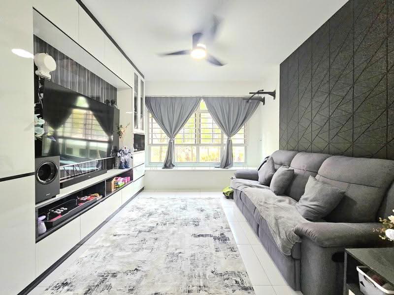 178B Rivervale Crescent, 178B Rivervale Crescent, Hougang / Punggol / Sengkang, 3 Bedrooms, 1,001 sqft, HDB Flat For Sale, by Muhammad Noor Danial, 500253817 - Living Room - PropertyGuru.com.sg