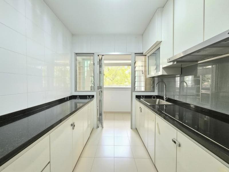 178B Rivervale Crescent, 178B Rivervale Crescent, Hougang / Punggol / Sengkang, 3 Bedrooms, 1,001 sqft, HDB Flat For Sale, by Muhammad Noor Danial, 500253817 - Kitchen - PropertyGuru.com.sg
