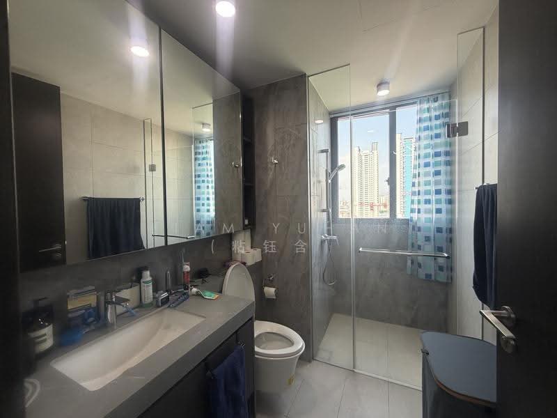 Parc Clematis, 8F Jalan Lempeng, Buona Vista / West Coast / Clementi New Town, 2 Bedrooms, 700 sqft, Condominium For Sale, by Liam Yuhan (粘钰含), 500253820 - Bathroom - PropertyGuru.com.sg
