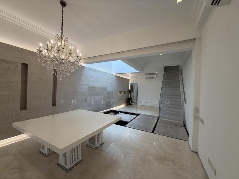 Cairnhill Road, Orchard / River Valley, 4 Bedrooms, 6,329 sqft, Conservation House For Rent, by Philip Choo, 500253824 - Interior - PropertyGuru.com.sg