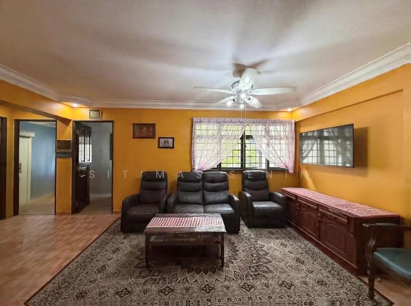 509B Wellington Circle, 509B Wellington Circle, Sembawang / Yishun, 3 Bedrooms, 968 sqft, HDB Flat For Sale, by Sitimas Senin, 500253825 - Living Room - PropertyGuru.com.sg