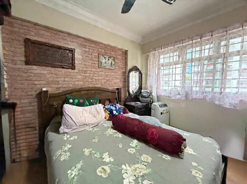509B Wellington Circle, 509B Wellington Circle, Sembawang / Yishun, 3 Bedrooms, 968 sqft, HDB Flat For Sale, by Sitimas Senin, 500253825 - Master Bedroom - PropertyGuru.com.sg