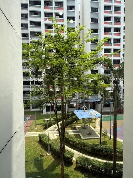 509B Wellington Circle, 509B Wellington Circle, Sembawang / Yishun, 3 Bedrooms, 968 sqft, HDB Flat For Sale, by Sitimas Senin, 500253825 - Exterior - PropertyGuru.com.sg