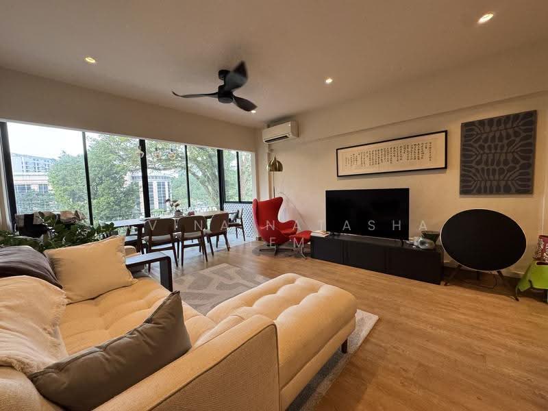 Hollywood Apartments, 100-100D Oxley Rise, Orchard / River Valley, 2 Bedrooms, 990 sqft, Apartment For Sale, by Lavina Natasha Liem, 500253827 - Living Room - PropertyGuru.com.sg