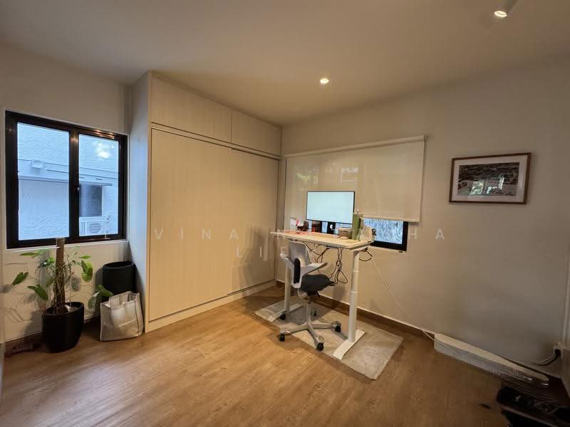 Hollywood Apartments, 100-100D Oxley Rise, Orchard / River Valley, 2 Bedrooms, 990 sqft, Apartment For Sale, by Lavina Natasha Liem, 500253827 - Study - PropertyGuru.com.sg