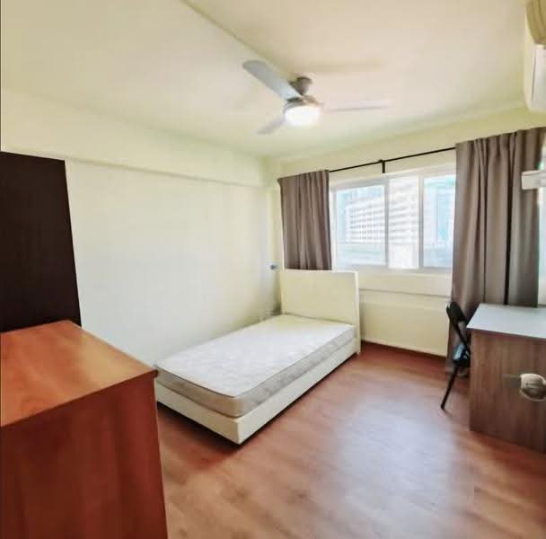 101 Spottiswoode Park Road, 101 Spottiswoode Park Road, Chinatown / Tanjong Pagar, 4 Bedrooms, 850 sqft, Apartment For Sale, by Stella S Sim, 500253828 - Bedroom - PropertyGuru.com.sg
