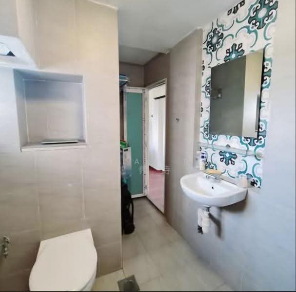 101 Spottiswoode Park Road, 101 Spottiswoode Park Road, Chinatown / Tanjong Pagar, 4 Bedrooms, 850 sqft, Apartment For Sale, by Stella S Sim, 500253828 - Bathroom - PropertyGuru.com.sg