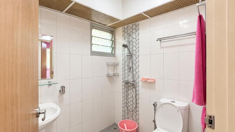 889B Woodlands Drive 50, 889B Woodlands Drive 50, Admiralty / Woodlands, 3 Bedrooms, 1,001 sqft, HDB Flat For Sale, by Amir Amzar, 500253844 - Bathroom - PropertyGuru.com.sg