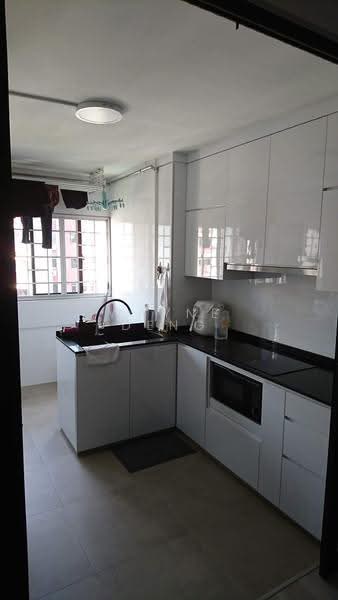 124 Hougang Avenue 1, 124 Hougang Avenue 1, Hougang / Punggol / Sengkang, 2 Bedrooms, 721 sqft, HDB Flat For Rent, by Wayne Deng, 500253845 - Kitchen - PropertyGuru.com.sg
