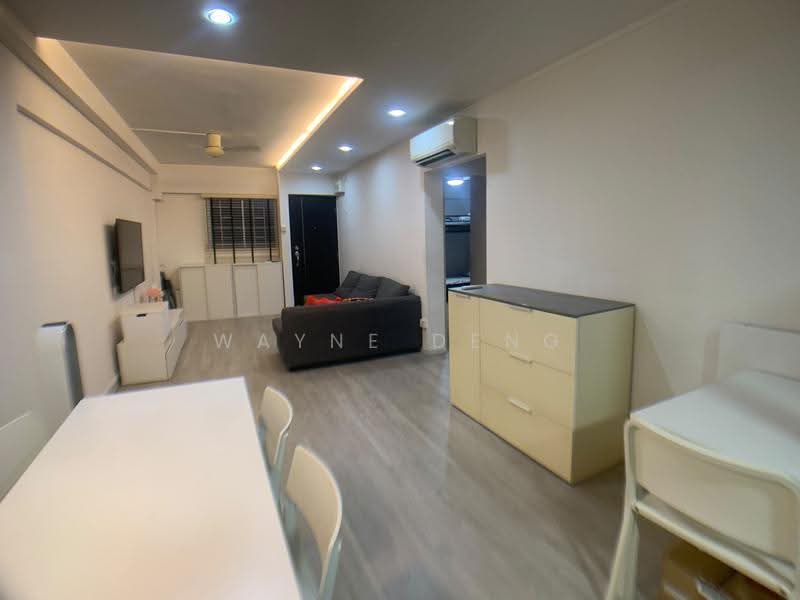 124 Hougang Avenue 1, 124 Hougang Avenue 1, Hougang / Punggol / Sengkang, 2 Bedrooms, 721 sqft, HDB Flat For Rent, by Wayne Deng, 500253845 - Living Room - PropertyGuru.com.sg