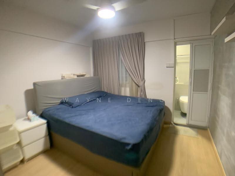 124 Hougang Avenue 1, 124 Hougang Avenue 1, Hougang / Punggol / Sengkang, 2 Bedrooms, 721 sqft, HDB Flat For Rent, by Wayne Deng, 500253845 - Bedroom - PropertyGuru.com.sg